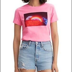 🦋3/$15🦋 Levi’s Neon Pink Short Sleeve Tee Shirt